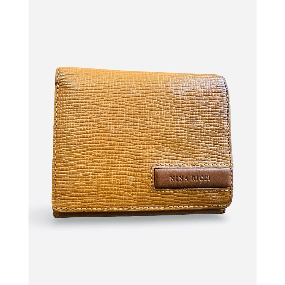 Nina Ricci Women's Textured Leather Wallet - Tan